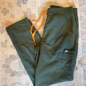 Figs Olive Greeb Scrubs